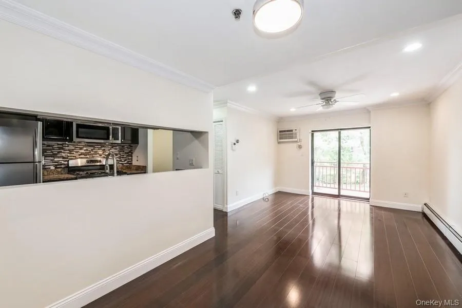 141-16 84th Drive, New York, NY, 2 Bedrooms Bedrooms, 6 Rooms Rooms,2 BathroomsBathrooms,Residential Lease,For Rent,84th,0,992798 141-16 84th Drive, New York, NY, 2 Bedrooms Bedrooms, 6 Rooms Rooms,2 BathroomsBathrooms,Residential Lease,For Rent,84th,0,992798