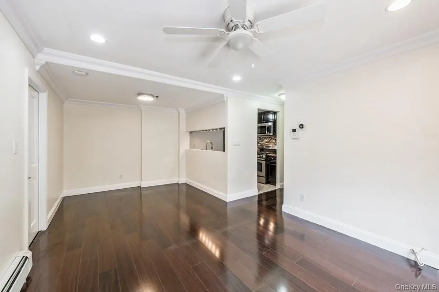 141-16 84th Drive, New York, NY, 2 Bedrooms Bedrooms, 6 Rooms Rooms,2 BathroomsBathrooms,Residential Lease,For Rent,84th,0,992798 141-16 84th Drive, New York, NY, 2 Bedrooms Bedrooms, 6 Rooms Rooms,2 BathroomsBathrooms,Residential Lease,For Rent,84th,0,992798