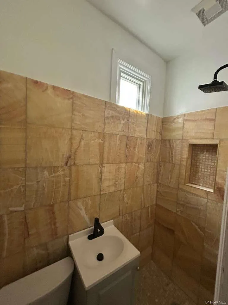 298 Cooper Street, New York, NY, 3 Bedrooms Bedrooms, 5 Rooms Rooms,1 BathroomBathrooms,Residential Lease,For Rent,Cooper,0,992801 298 Cooper Street, New York, NY, 3 Bedrooms Bedrooms, 5 Rooms Rooms,1 BathroomBathrooms,Residential Lease,For Rent,Cooper,0,992801