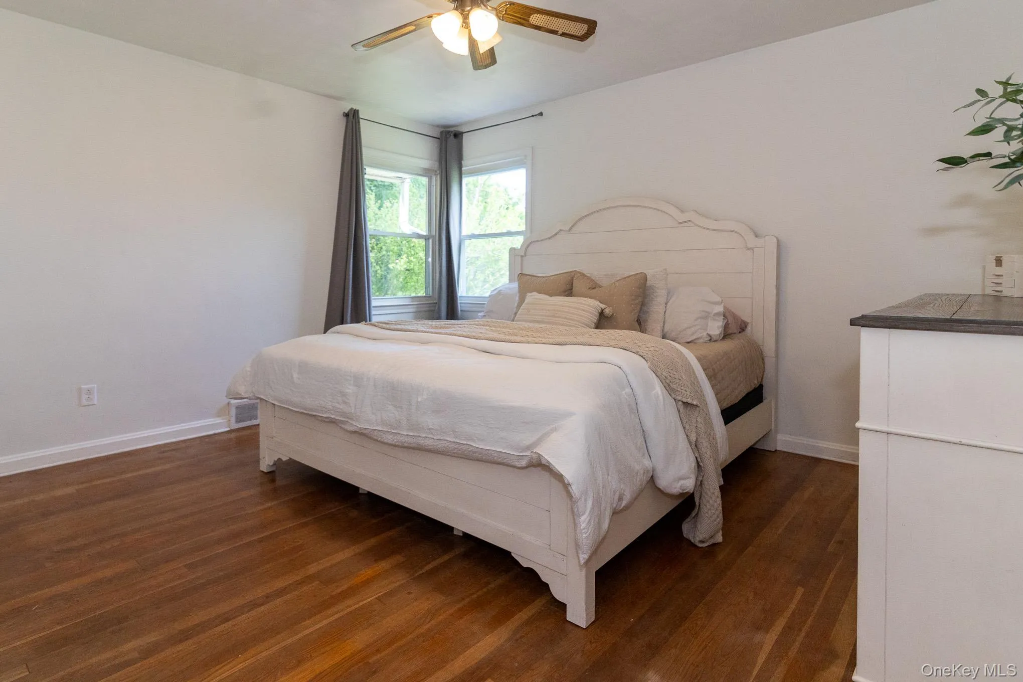 199 Lakeside Road, Newburgh (town), NY, 3 Bedrooms Bedrooms, 6 Rooms Rooms,1 BathroomBathrooms,Residential,For Rent,Lakeside,0,992833 199 Lakeside Road, Newburgh (town), NY, 3 Bedrooms Bedrooms, 6 Rooms Rooms,1 BathroomBathrooms,Residential,For Rent,Lakeside,0,992833