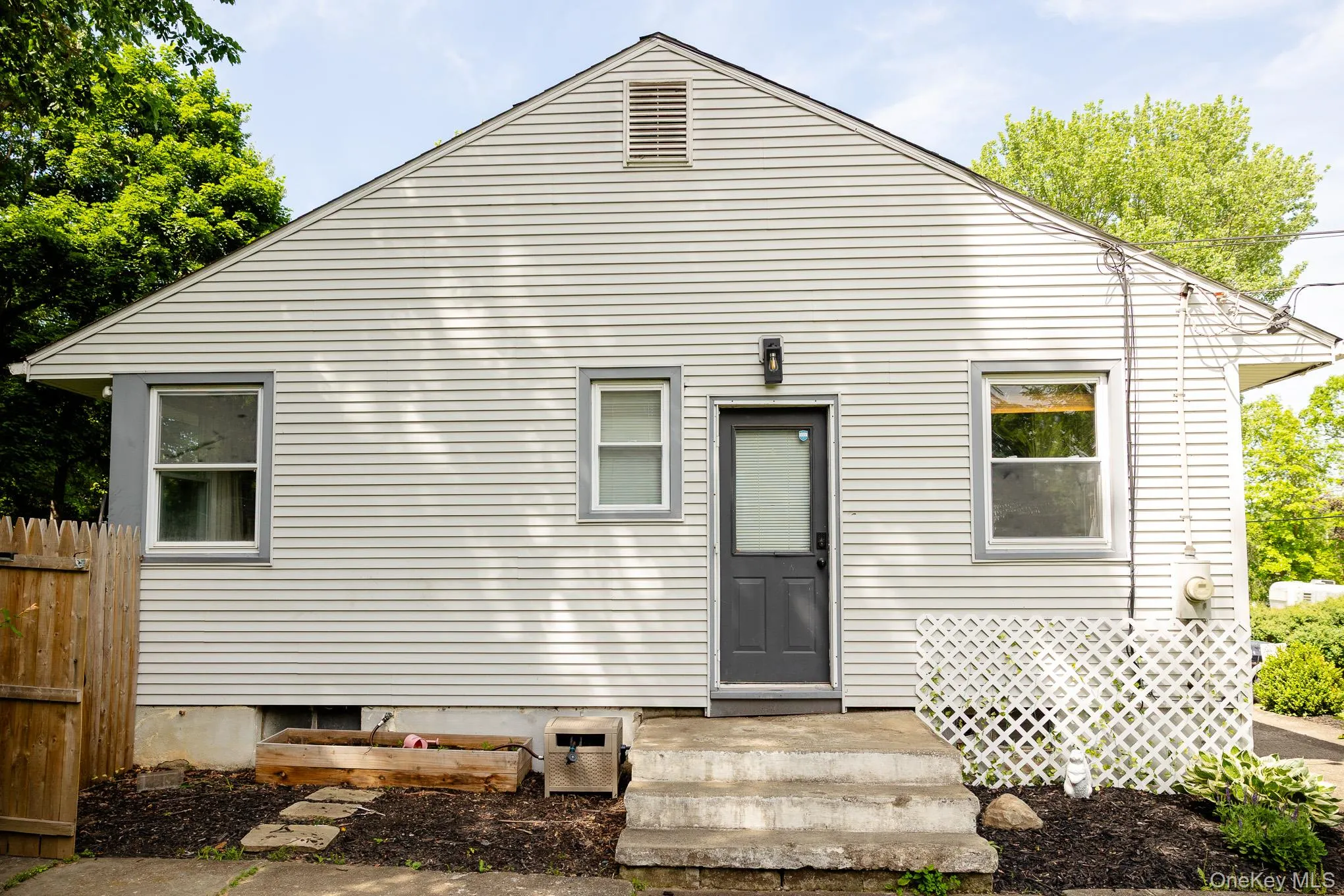 199 Lakeside Road, Newburgh (town), NY, 3 Bedrooms Bedrooms, 6 Rooms Rooms,1 BathroomBathrooms,Residential,For Rent,Lakeside,0,992833 199 Lakeside Road, Newburgh (town), NY, 3 Bedrooms Bedrooms, 6 Rooms Rooms,1 BathroomBathrooms,Residential,For Rent,Lakeside,0,992833