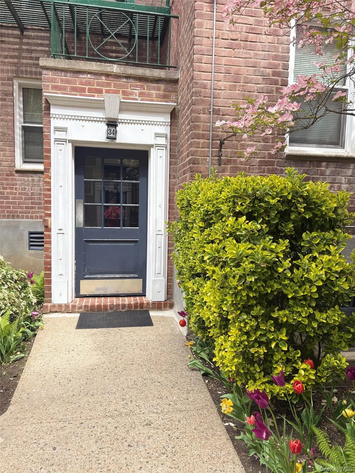 34 Cathedral Avenue, Hempstead, NY, 2 Bedrooms Bedrooms, 4 Rooms Rooms,1 BathroomBathrooms,Residential,For Rent,Cathedral,0,992842 34 Cathedral Avenue, Hempstead, NY, 2 Bedrooms Bedrooms, 4 Rooms Rooms,1 BathroomBathrooms,Residential,For Rent,Cathedral,0,992842