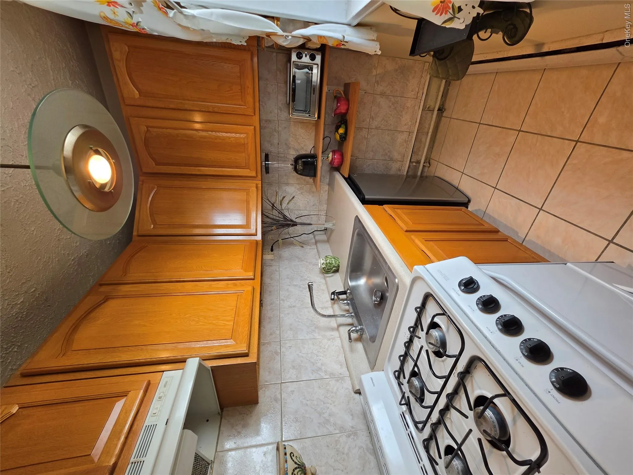 129 Beach 118th Street, New York, NY, 4 Rooms Rooms,1 BathroomBathrooms,Residential,For Rent,Beach 118th,0,992844 129 Beach 118th Street, New York, NY, 4 Rooms Rooms,1 BathroomBathrooms,Residential,For Rent,Beach 118th,0,992844