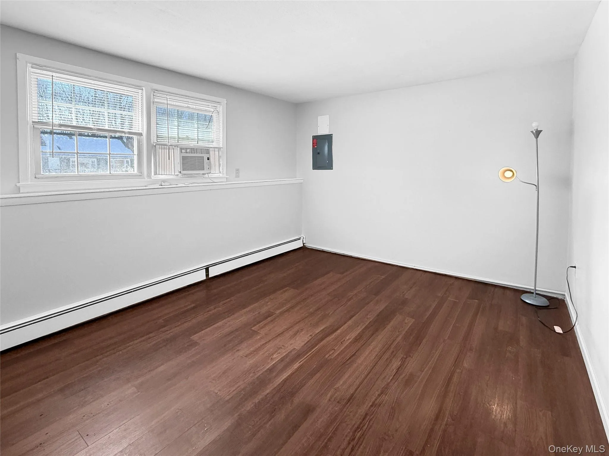 83 Kent Road, Wappinger, NY, 1 Bedroom Bedrooms, 3 Rooms Rooms,1 BathroomBathrooms,Residential Lease,For Rent,Kent,0,992856 83 Kent Road, Wappinger, NY, 1 Bedroom Bedrooms, 3 Rooms Rooms,1 BathroomBathrooms,Residential Lease,For Rent,Kent,0,992856