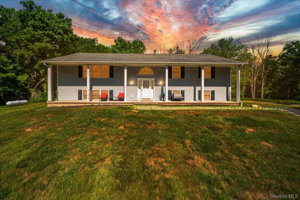 2398 State Route 207, Hamptonburgh, NY, 4 Bedrooms Bedrooms, 8 Rooms Rooms,3 BathroomsBathrooms,Residential,For Rent,State Route 207,0,KEY992857 2398 State Route 207, Hamptonburgh, NY, 4 Bedrooms Bedrooms, 8 Rooms Rooms,3 BathroomsBathrooms,Residential,For Rent,State Route 207,0,KEY992857