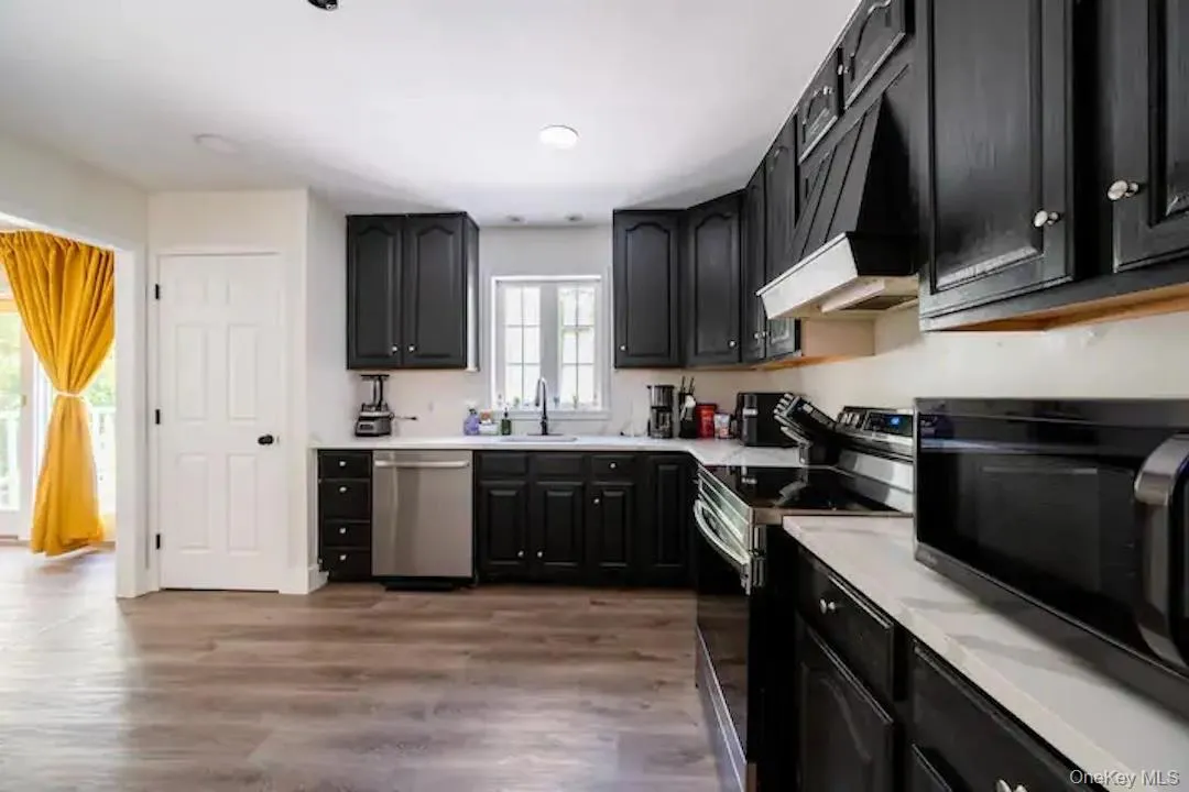 2398 State Route 207, Hamptonburgh, NY, 4 Bedrooms Bedrooms, 8 Rooms Rooms,3 BathroomsBathrooms,Residential Sale,For Rent,State Route 207,0,992857 2398 State Route 207, Hamptonburgh, NY, 4 Bedrooms Bedrooms, 8 Rooms Rooms,3 BathroomsBathrooms,Residential Sale,For Rent,State Route 207,0,992857