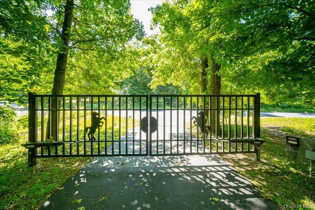 2398 State Route 207, Hamptonburgh, NY, 4 Bedrooms Bedrooms, 8 Rooms Rooms,3 BathroomsBathrooms,Residential,For Rent,State Route 207,0,KEY992857 2398 State Route 207, Hamptonburgh, NY, 4 Bedrooms Bedrooms, 8 Rooms Rooms,3 BathroomsBathrooms,Residential,For Rent,State Route 207,0,KEY992857