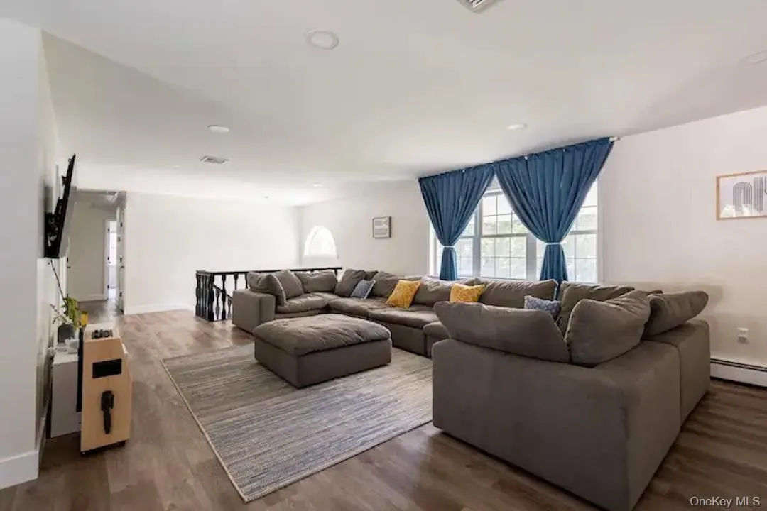 2398 State Route 207, Hamptonburgh, NY, 4 Bedrooms Bedrooms, 8 Rooms Rooms,3 BathroomsBathrooms,Residential Sale,For Rent,State Route 207,0,992857 2398 State Route 207, Hamptonburgh, NY, 4 Bedrooms Bedrooms, 8 Rooms Rooms,3 BathroomsBathrooms,Residential Sale,For Rent,State Route 207,0,992857