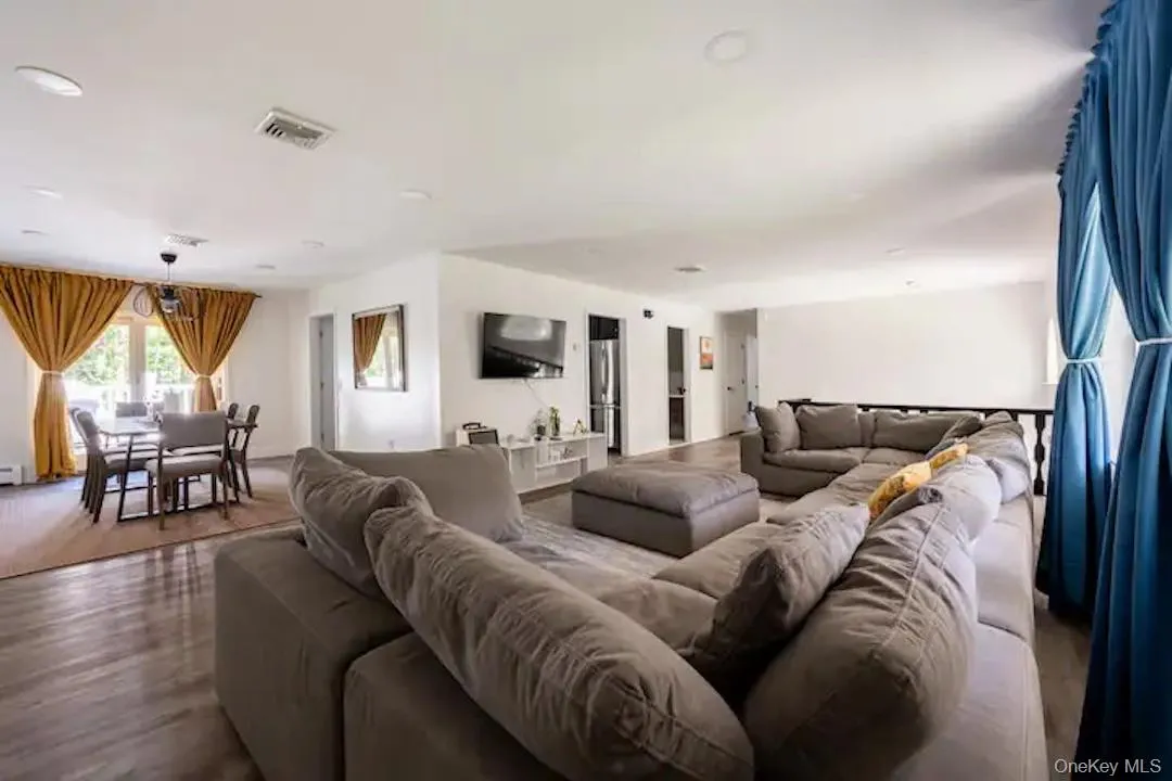 2398 State Route 207, Hamptonburgh, NY, 4 Bedrooms Bedrooms, 8 Rooms Rooms,3 BathroomsBathrooms,Residential Sale,For Rent,State Route 207,0,992857 2398 State Route 207, Hamptonburgh, NY, 4 Bedrooms Bedrooms, 8 Rooms Rooms,3 BathroomsBathrooms,Residential Sale,For Rent,State Route 207,0,992857