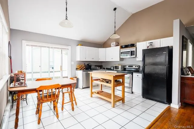 148 Wavecrest Drive, Brookhaven, NY, 3 Bedrooms Bedrooms, 5 Rooms Rooms,1 BathroomBathrooms,Residential Sale,For Rent,Wavecrest,0,992873 148 Wavecrest Drive, Brookhaven, NY, 3 Bedrooms Bedrooms, 5 Rooms Rooms,1 BathroomBathrooms,Residential Sale,For Rent,Wavecrest,0,992873