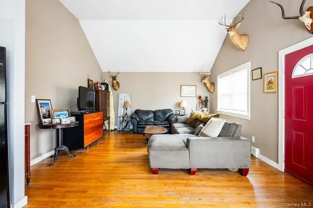 148 Wavecrest Drive, Brookhaven, NY, 3 Bedrooms Bedrooms, 5 Rooms Rooms,1 BathroomBathrooms,Residential Sale,For Rent,Wavecrest,0,992873 148 Wavecrest Drive, Brookhaven, NY, 3 Bedrooms Bedrooms, 5 Rooms Rooms,1 BathroomBathrooms,Residential Sale,For Rent,Wavecrest,0,992873