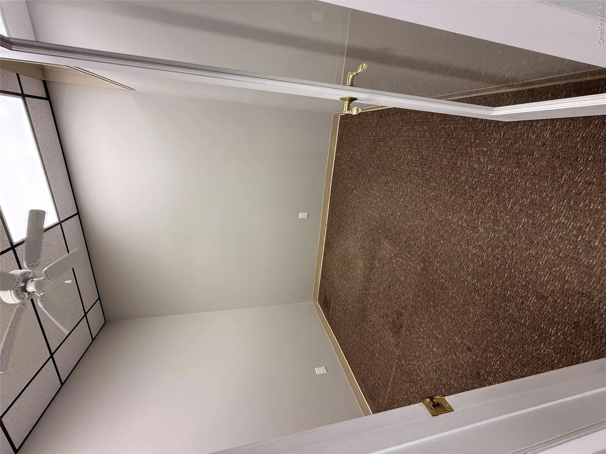 Office 1 Office 1