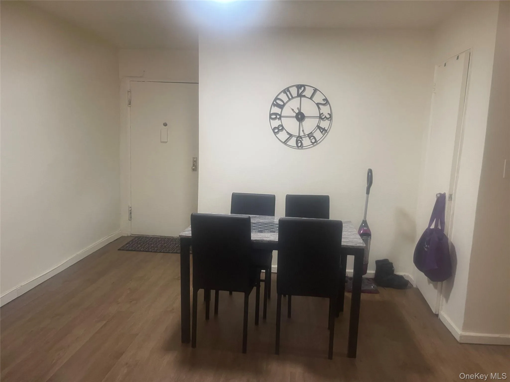 111 Centre Avenue, Hempstead, NY, 2 Bedrooms Bedrooms, 6 Rooms Rooms,1 BathroomBathrooms,Residential Lease,For Rent,Centre,0,992886 111 Centre Avenue, Hempstead, NY, 2 Bedrooms Bedrooms, 6 Rooms Rooms,1 BathroomBathrooms,Residential Lease,For Rent,Centre,0,992886
