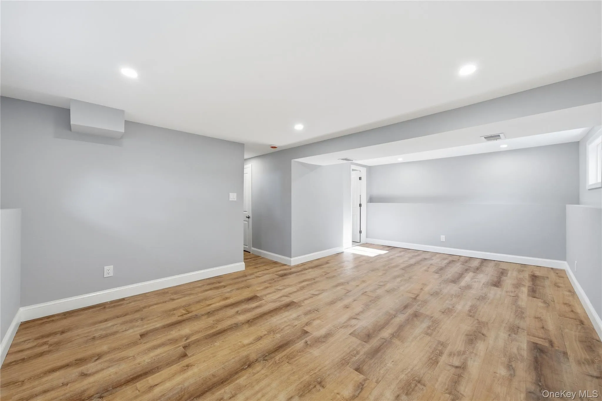 49 Sandy Hollow Drive, Smithtown, NY, 3 Bedrooms Bedrooms, 6 Rooms Rooms,2 BathroomsBathrooms,Residential,For Rent,Sandy Hollow,0,992899 49 Sandy Hollow Drive, Smithtown, NY, 3 Bedrooms Bedrooms, 6 Rooms Rooms,2 BathroomsBathrooms,Residential,For Rent,Sandy Hollow,0,992899