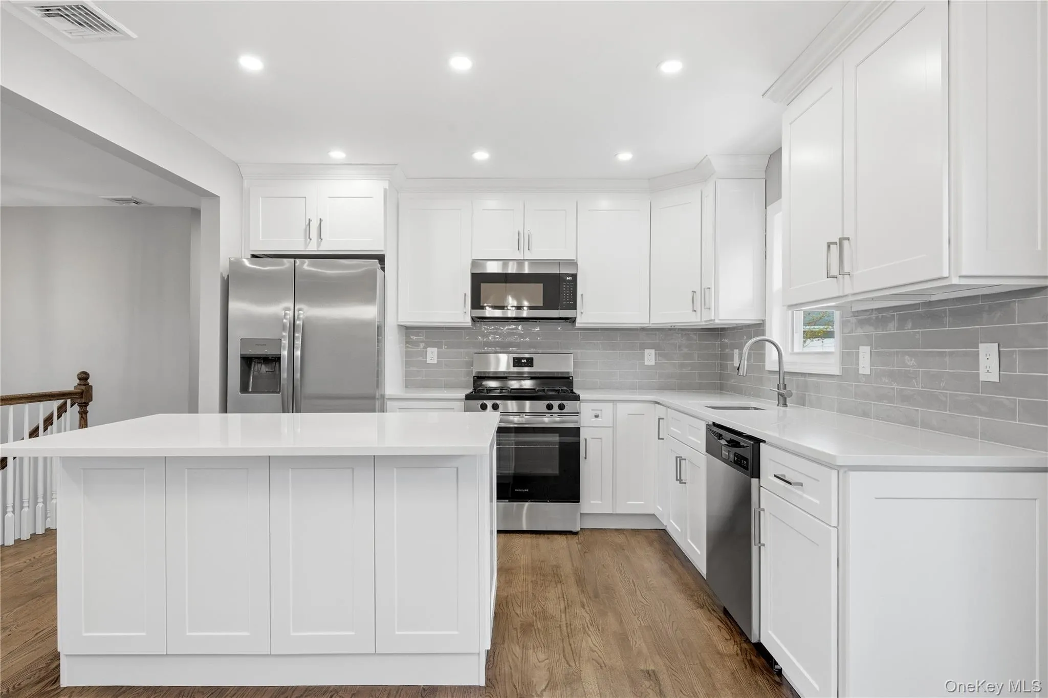 49 Sandy Hollow Drive, Smithtown, NY, 3 Bedrooms Bedrooms, 6 Rooms Rooms,2 BathroomsBathrooms,Residential,For Rent,Sandy Hollow,0,992899 49 Sandy Hollow Drive, Smithtown, NY, 3 Bedrooms Bedrooms, 6 Rooms Rooms,2 BathroomsBathrooms,Residential,For Rent,Sandy Hollow,0,992899