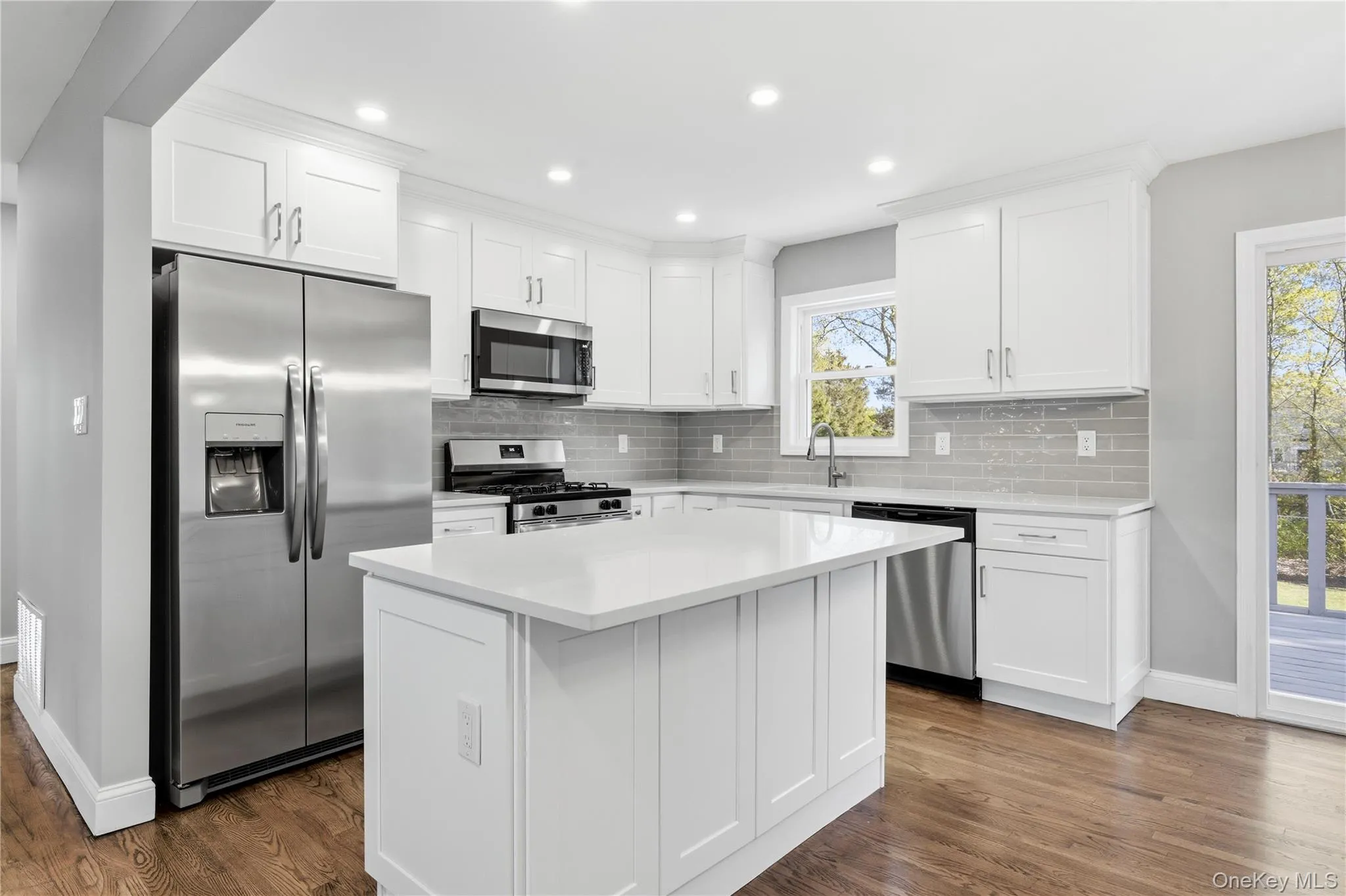 49 Sandy Hollow Drive, Smithtown, NY, 3 Bedrooms Bedrooms, 6 Rooms Rooms,2 BathroomsBathrooms,Residential,For Rent,Sandy Hollow,0,992899 49 Sandy Hollow Drive, Smithtown, NY, 3 Bedrooms Bedrooms, 6 Rooms Rooms,2 BathroomsBathrooms,Residential,For Rent,Sandy Hollow,0,992899