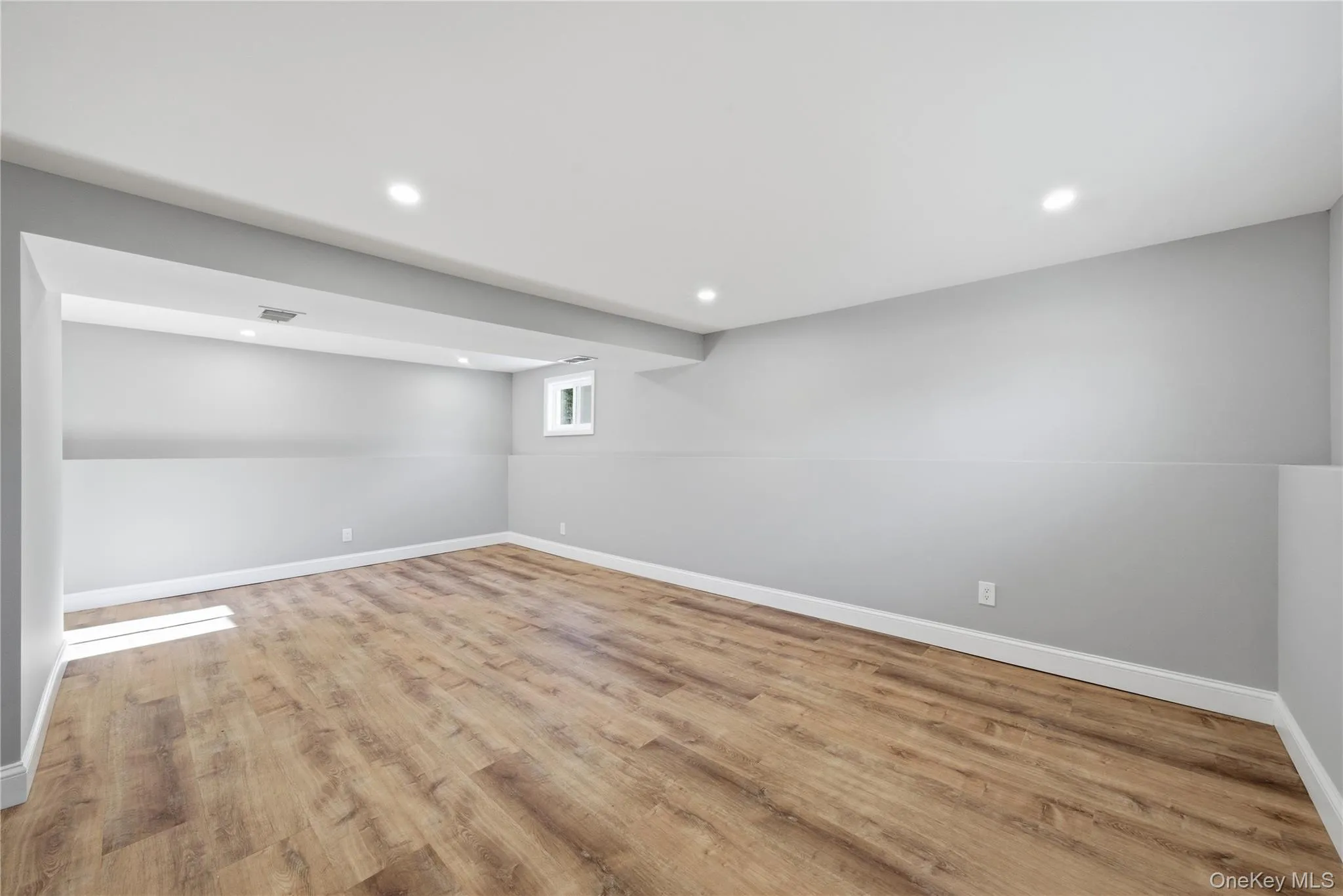49 Sandy Hollow Drive, Smithtown, NY, 3 Bedrooms Bedrooms, 6 Rooms Rooms,2 BathroomsBathrooms,Residential,For Rent,Sandy Hollow,0,992899 49 Sandy Hollow Drive, Smithtown, NY, 3 Bedrooms Bedrooms, 6 Rooms Rooms,2 BathroomsBathrooms,Residential,For Rent,Sandy Hollow,0,992899