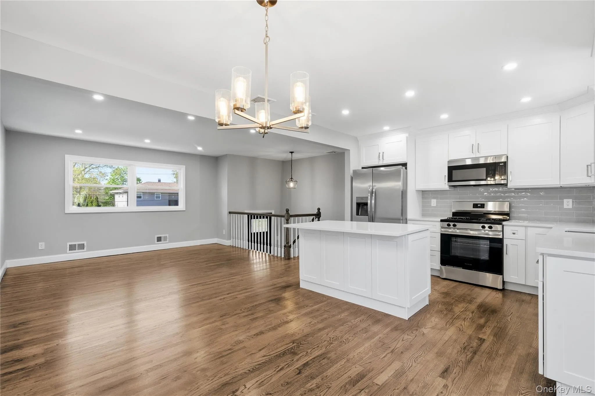 49 Sandy Hollow Drive, Smithtown, NY, 3 Bedrooms Bedrooms, 6 Rooms Rooms,2 BathroomsBathrooms,Residential,For Rent,Sandy Hollow,0,992899 49 Sandy Hollow Drive, Smithtown, NY, 3 Bedrooms Bedrooms, 6 Rooms Rooms,2 BathroomsBathrooms,Residential,For Rent,Sandy Hollow,0,992899