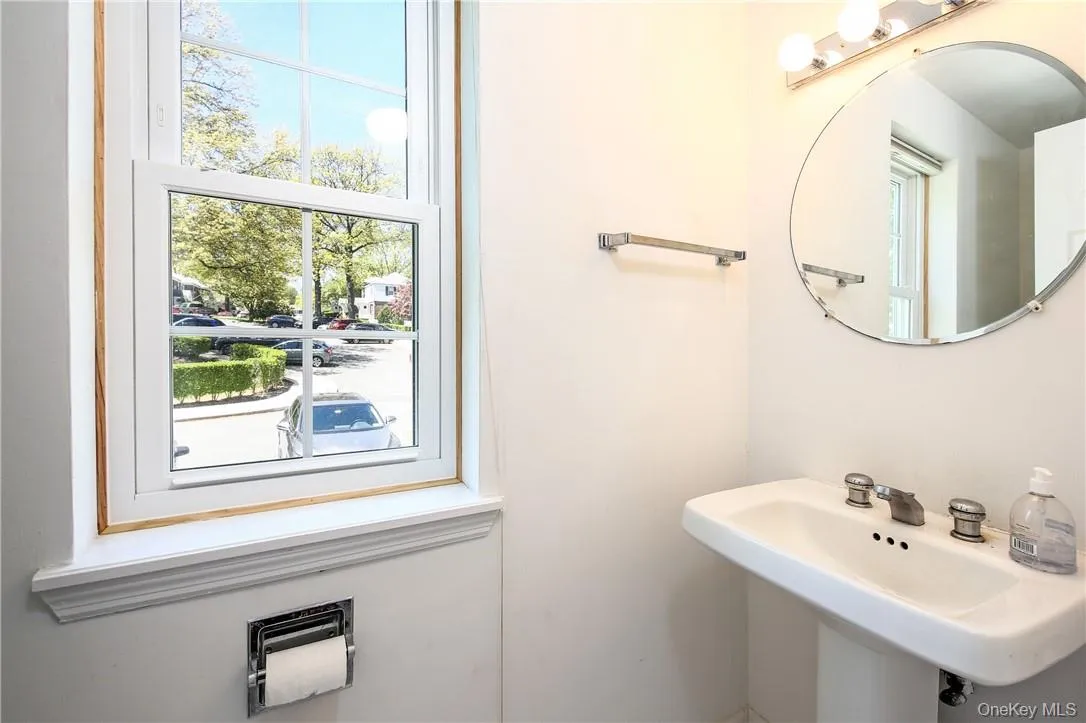 Powder room Powder room