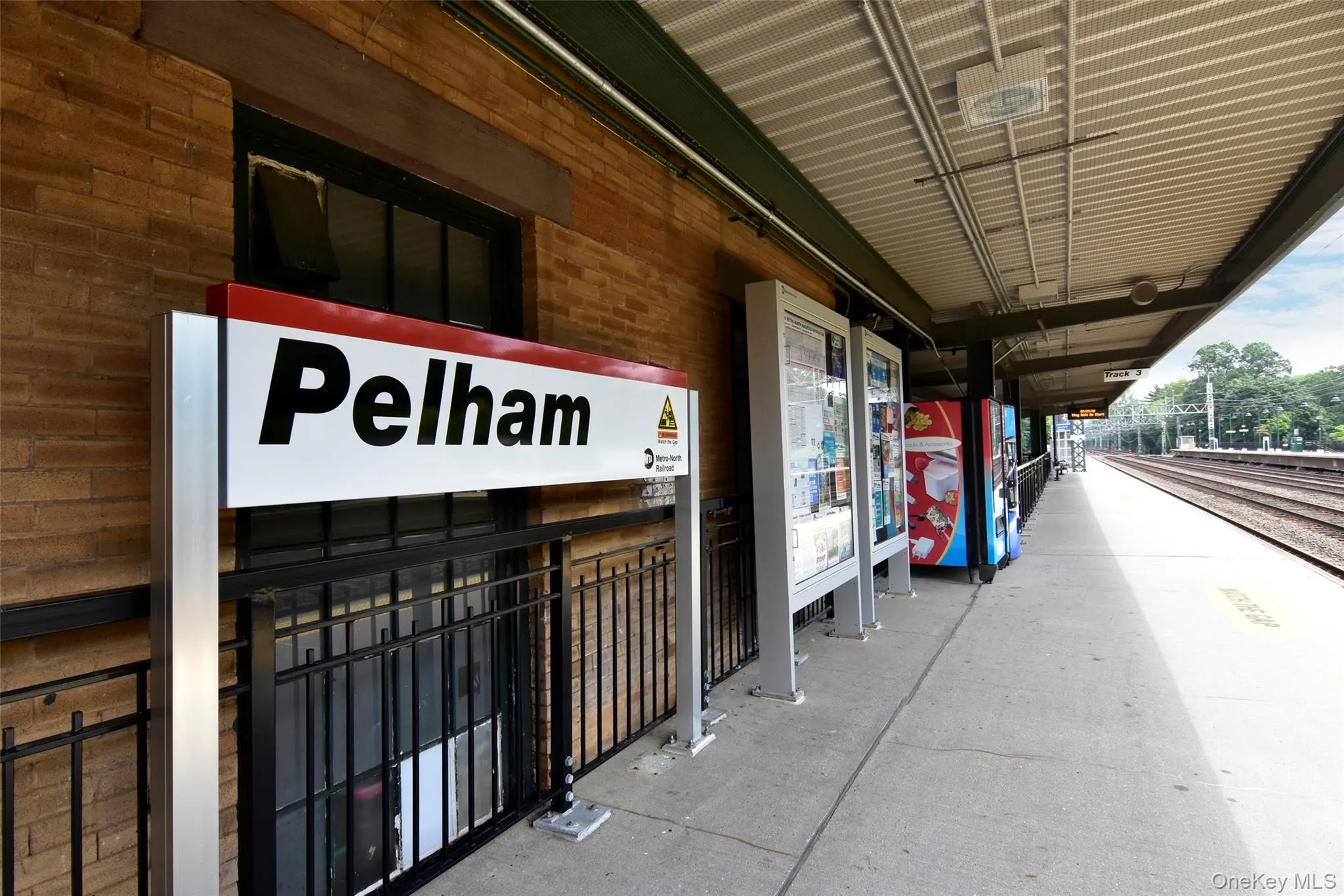 174 Sparks Avenue, Pelham, NY, 3 Bedrooms Bedrooms, 8 Rooms Rooms,2 BathroomsBathrooms,Residential,For Rent,Sparks,0,KEY992907 174 Sparks Avenue, Pelham, NY, 3 Bedrooms Bedrooms, 8 Rooms Rooms,2 BathroomsBathrooms,Residential,For Rent,Sparks,0,KEY992907