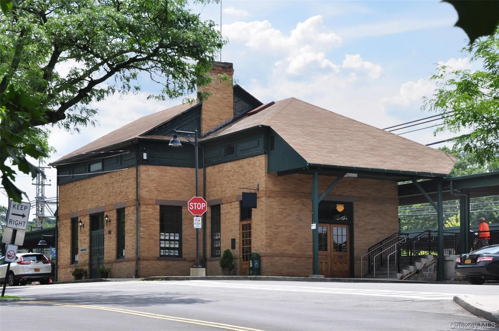 Come visit Shea Station for a snack and delicious coffee. Come visit Shea Station for a snack and delicious coffee.