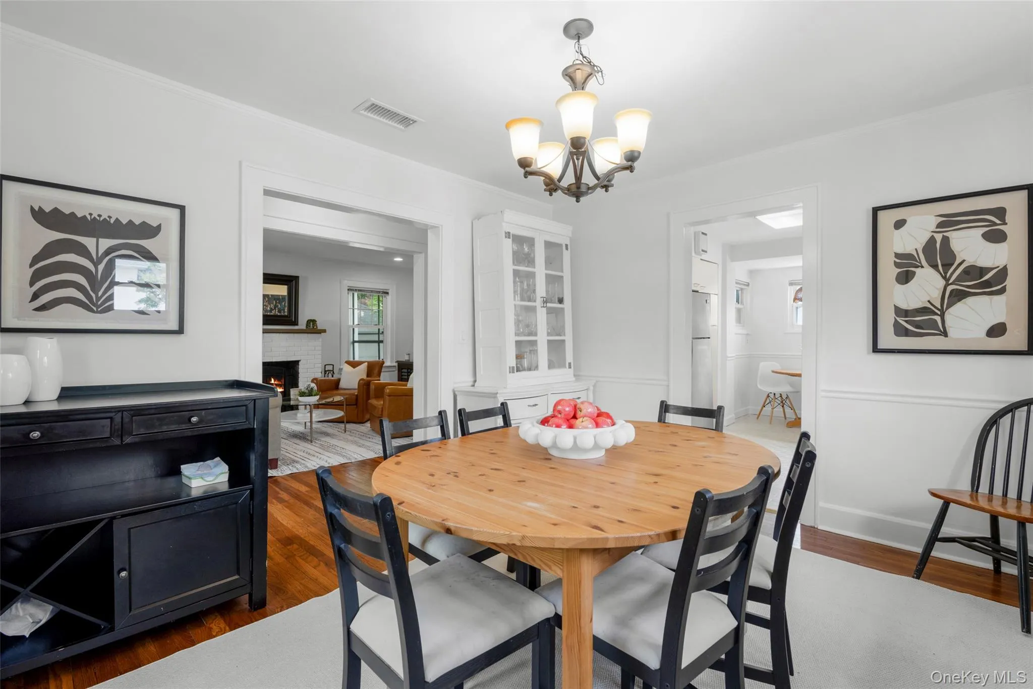 174 Sparks Avenue, Pelham, NY, 3 Bedrooms Bedrooms, 8 Rooms Rooms,2 BathroomsBathrooms,Residential,For Rent,Sparks,0,KEY992907 174 Sparks Avenue, Pelham, NY, 3 Bedrooms Bedrooms, 8 Rooms Rooms,2 BathroomsBathrooms,Residential,For Rent,Sparks,0,KEY992907