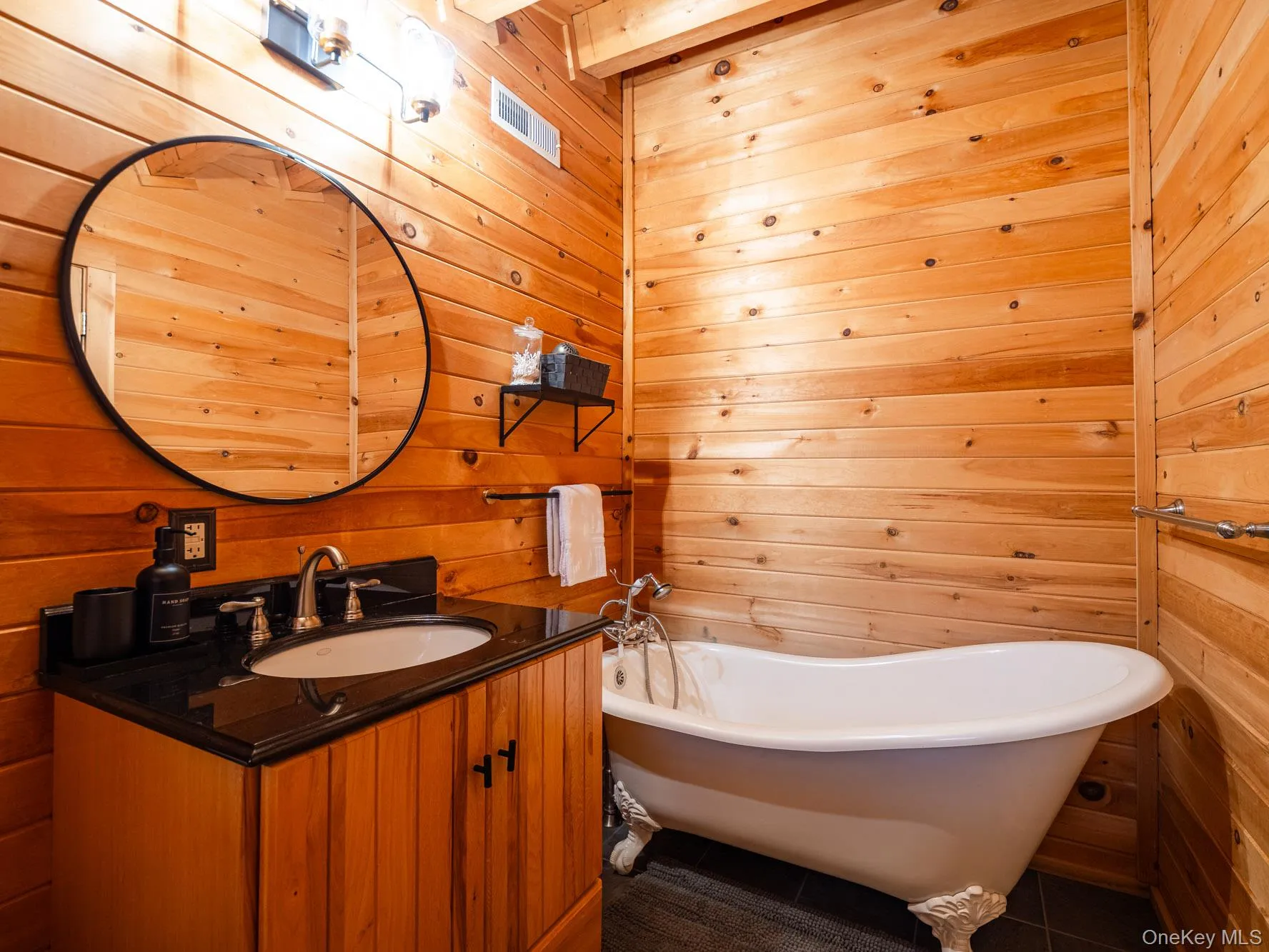 252 Crum Elbow Road, Hyde Park, NY, 3 Bedrooms Bedrooms, 7 Rooms Rooms,2 BathroomsBathrooms,Residential,For Rent,Crum Elbow,0,992909 252 Crum Elbow Road, Hyde Park, NY, 3 Bedrooms Bedrooms, 7 Rooms Rooms,2 BathroomsBathrooms,Residential,For Rent,Crum Elbow,0,992909