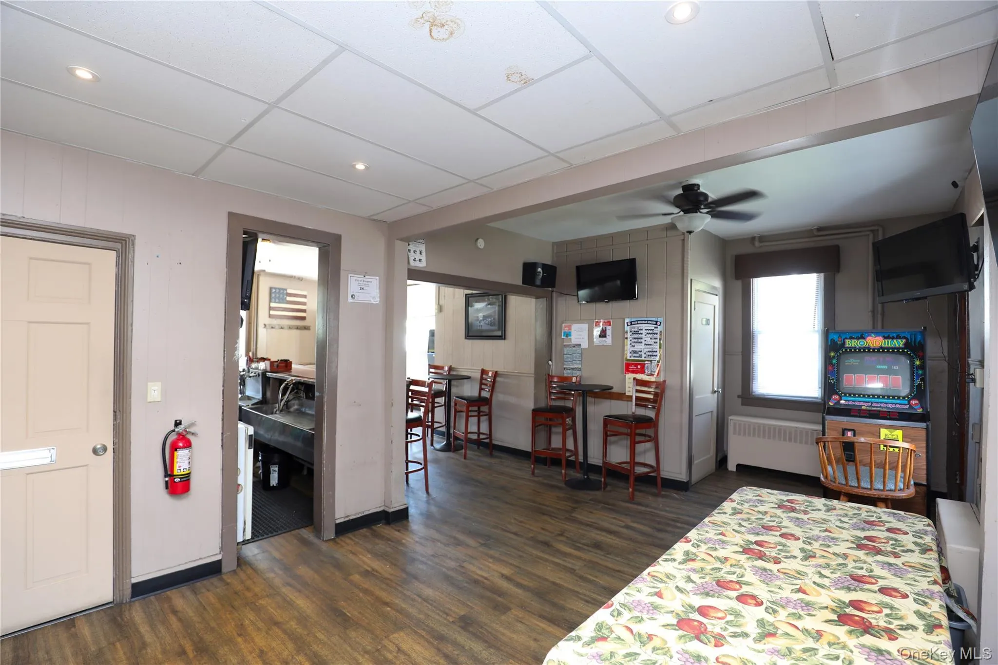 498 Delaware Avenue, Kingston, NY, ,Commercial Lease,For Rent,Delaware,0,992916 498 Delaware Avenue, Kingston, NY, ,Commercial Lease,For Rent,Delaware,0,992916