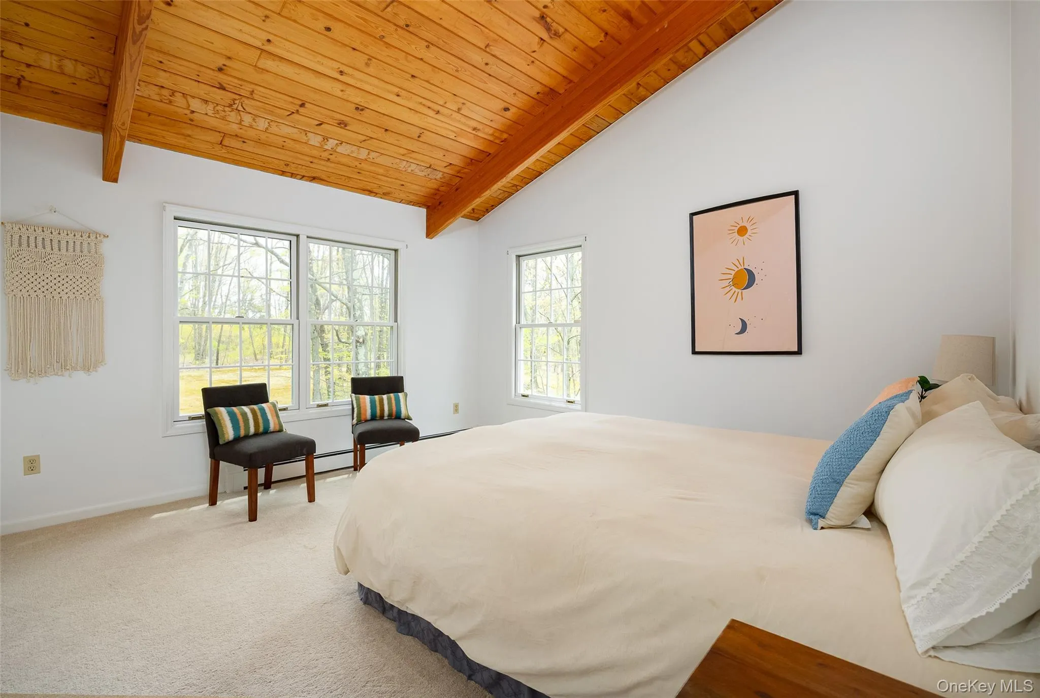 Guest BR... drenched with natural light.... Guest BR... drenched with natural light....