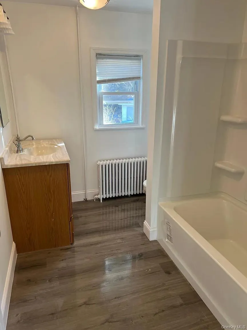 98 New Paltz Road, Lloyd, NY, 2 Bedrooms Bedrooms, 6 Rooms Rooms,1 BathroomBathrooms,Residential Lease,For Rent,New Paltz,0,992927 98 New Paltz Road, Lloyd, NY, 2 Bedrooms Bedrooms, 6 Rooms Rooms,1 BathroomBathrooms,Residential Lease,For Rent,New Paltz,0,992927