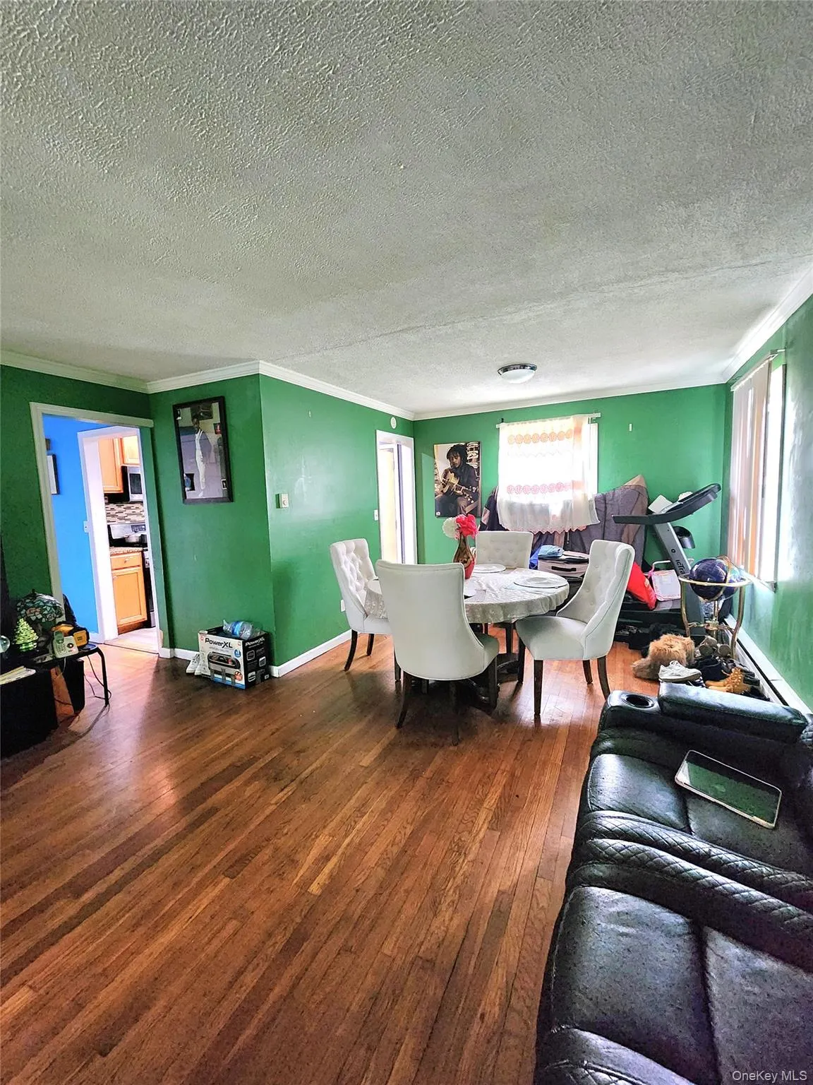 301 Pennsylvania Avenue, Hempstead, NY, 3 Bedrooms Bedrooms, 6 Rooms Rooms,1 BathroomBathrooms,Residential,For Rent,Pennsylvania,0,992928 301 Pennsylvania Avenue, Hempstead, NY, 3 Bedrooms Bedrooms, 6 Rooms Rooms,1 BathroomBathrooms,Residential,For Rent,Pennsylvania,0,992928