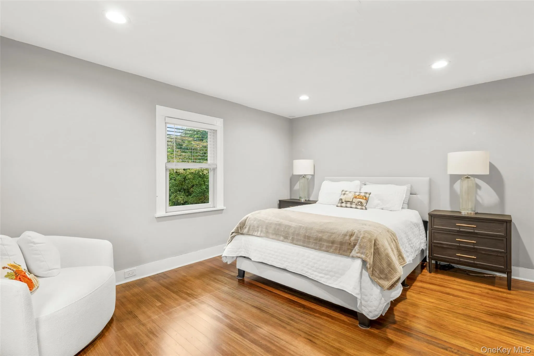 20 Elk Avenue, New Rochelle, NY, 6 Bedrooms Bedrooms, 13 Rooms Rooms,3 BathroomsBathrooms,Residential Lease,For Rent,Elk,0,992947 20 Elk Avenue, New Rochelle, NY, 6 Bedrooms Bedrooms, 13 Rooms Rooms,3 BathroomsBathrooms,Residential Lease,For Rent,Elk,0,992947