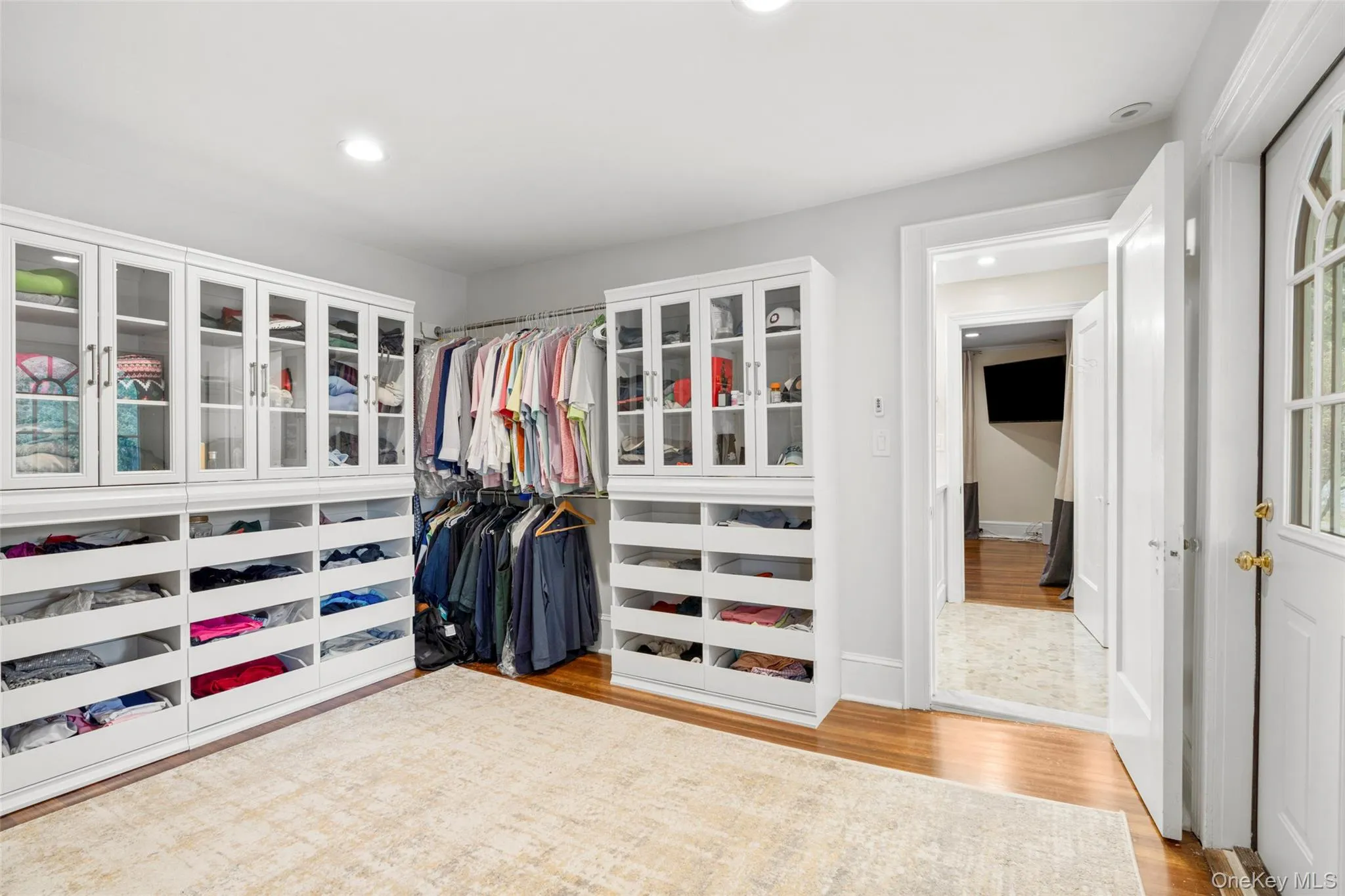 20 Elk Avenue, New Rochelle, NY, 6 Bedrooms Bedrooms, 13 Rooms Rooms,3 BathroomsBathrooms,Residential Lease,For Rent,Elk,0,992947 20 Elk Avenue, New Rochelle, NY, 6 Bedrooms Bedrooms, 13 Rooms Rooms,3 BathroomsBathrooms,Residential Lease,For Rent,Elk,0,992947