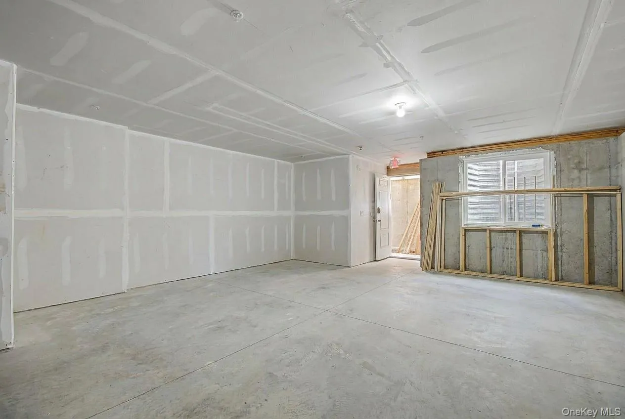 32 Herrick Avenue, Ramapo, NY, 3 Bedrooms Bedrooms, 5 Rooms Rooms,2 BathroomsBathrooms,Residential Sale,For Rent,Herrick,0,992950 32 Herrick Avenue, Ramapo, NY, 3 Bedrooms Bedrooms, 5 Rooms Rooms,2 BathroomsBathrooms,Residential Sale,For Rent,Herrick,0,992950