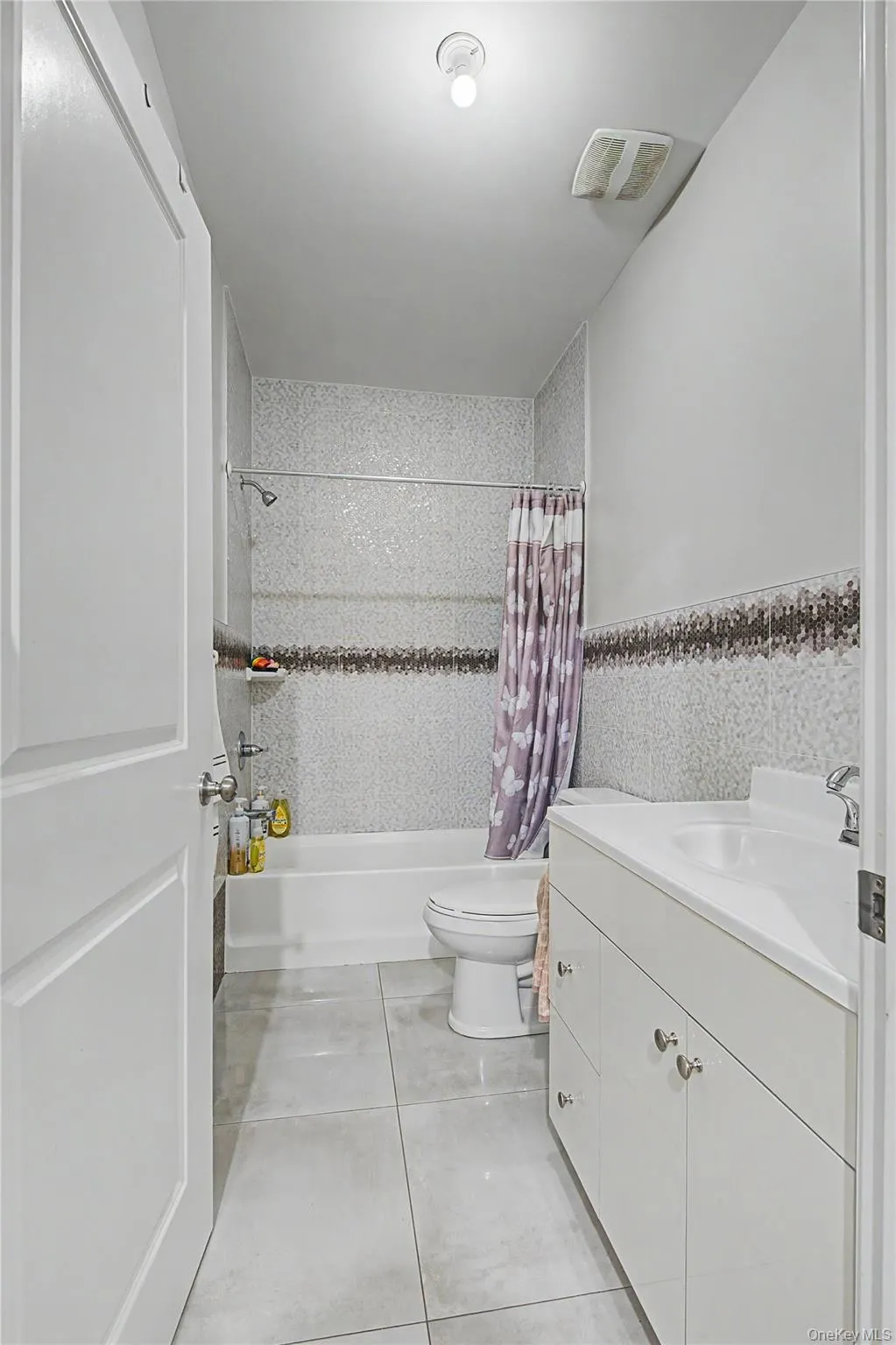 32 Herrick Avenue, Ramapo, NY, 3 Bedrooms Bedrooms, 5 Rooms Rooms,2 BathroomsBathrooms,Residential Sale,For Rent,Herrick,0,992950 32 Herrick Avenue, Ramapo, NY, 3 Bedrooms Bedrooms, 5 Rooms Rooms,2 BathroomsBathrooms,Residential Sale,For Rent,Herrick,0,992950