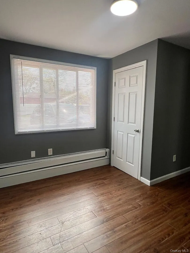 401 Mc Call Avenue, Islip, NY, 3 Bedrooms Bedrooms, 5 Rooms Rooms,1 BathroomBathrooms,Residential Lease,For Rent,Mc Call,0,992955 401 Mc Call Avenue, Islip, NY, 3 Bedrooms Bedrooms, 5 Rooms Rooms,1 BathroomBathrooms,Residential Lease,For Rent,Mc Call,0,992955