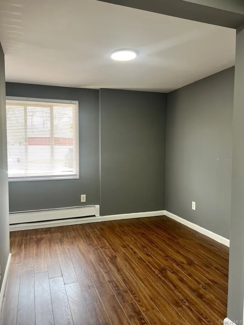 401 Mc Call Avenue, Islip, NY, 3 Bedrooms Bedrooms, 5 Rooms Rooms,1 BathroomBathrooms,Residential Lease,For Rent,Mc Call,0,992955 401 Mc Call Avenue, Islip, NY, 3 Bedrooms Bedrooms, 5 Rooms Rooms,1 BathroomBathrooms,Residential Lease,For Rent,Mc Call,0,992955