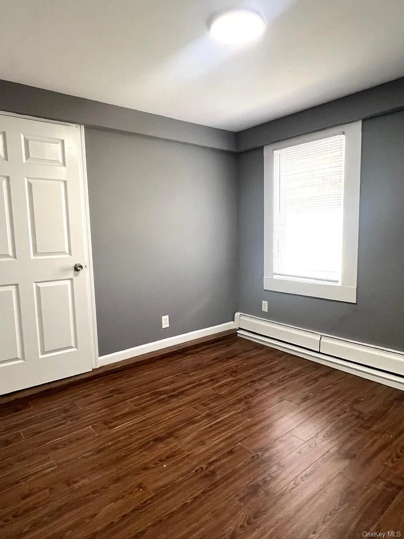 401 Mc Call Avenue, Islip, NY, 3 Bedrooms Bedrooms, 5 Rooms Rooms,1 BathroomBathrooms,Residential Lease,For Rent,Mc Call,0,992955 401 Mc Call Avenue, Islip, NY, 3 Bedrooms Bedrooms, 5 Rooms Rooms,1 BathroomBathrooms,Residential Lease,For Rent,Mc Call,0,992955