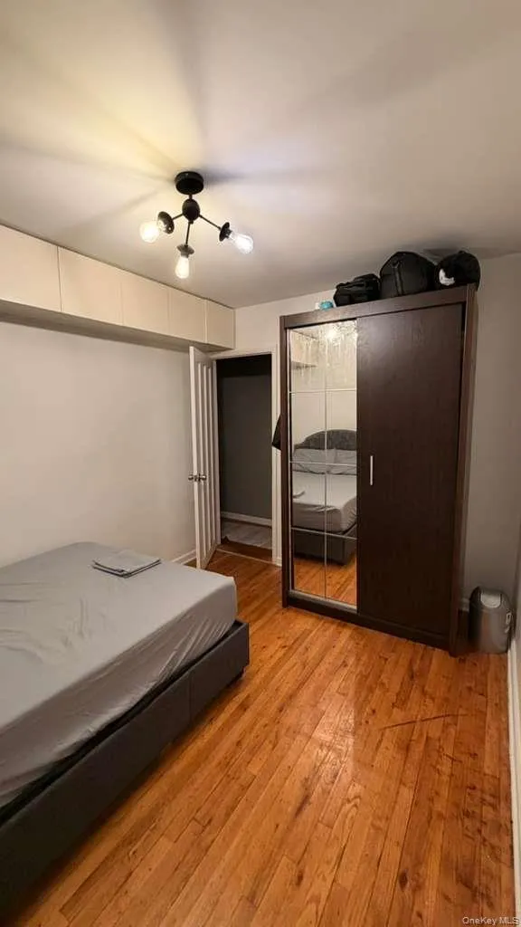 8305 98th Street, New York, NY, 2 Bedrooms Bedrooms, 3 Rooms Rooms,1 BathroomBathrooms,Residential,For Rent,98th,0,992961 8305 98th Street, New York, NY, 2 Bedrooms Bedrooms, 3 Rooms Rooms,1 BathroomBathrooms,Residential,For Rent,98th,0,992961