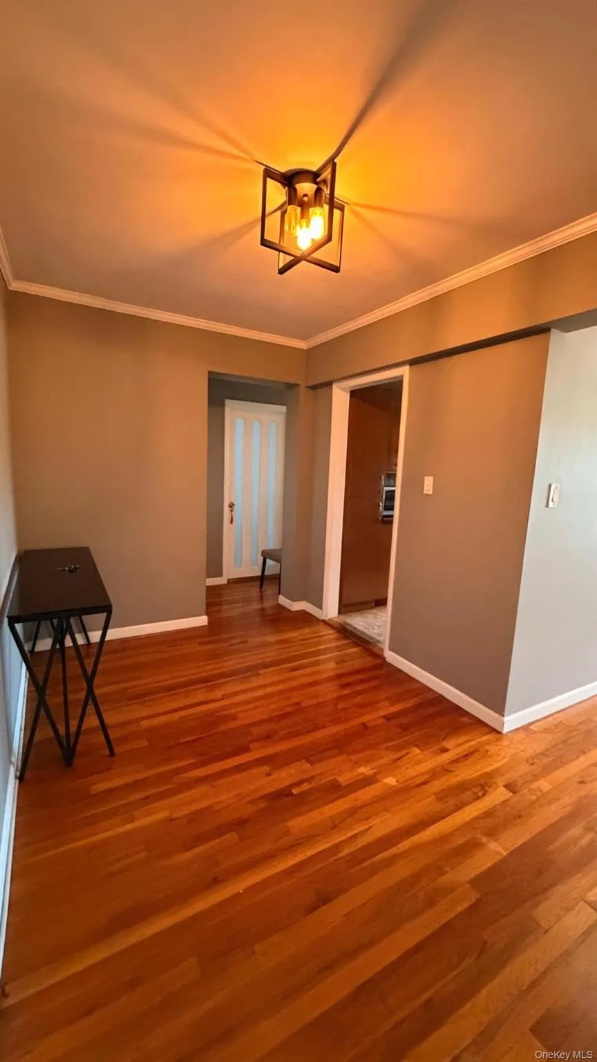 8305 98th Street, New York, NY, 2 Bedrooms Bedrooms, 3 Rooms Rooms,1 BathroomBathrooms,Residential,For Rent,98th,0,992961 8305 98th Street, New York, NY, 2 Bedrooms Bedrooms, 3 Rooms Rooms,1 BathroomBathrooms,Residential,For Rent,98th,0,992961
