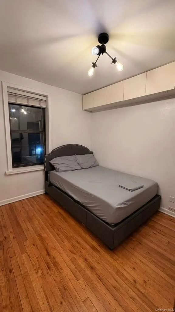 8305 98th Street, New York, NY, 2 Bedrooms Bedrooms, 3 Rooms Rooms,1 BathroomBathrooms,Residential,For Rent,98th,0,992961 8305 98th Street, New York, NY, 2 Bedrooms Bedrooms, 3 Rooms Rooms,1 BathroomBathrooms,Residential,For Rent,98th,0,992961