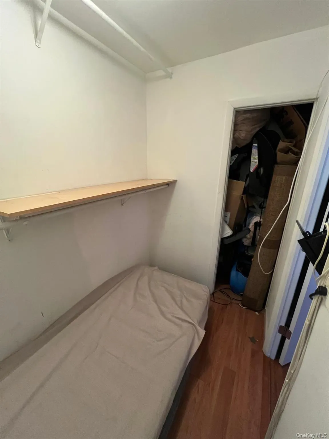8305 98th Street, New York, NY, 2 Bedrooms Bedrooms, 3 Rooms Rooms,1 BathroomBathrooms,Residential,For Rent,98th,0,992961 8305 98th Street, New York, NY, 2 Bedrooms Bedrooms, 3 Rooms Rooms,1 BathroomBathrooms,Residential,For Rent,98th,0,992961