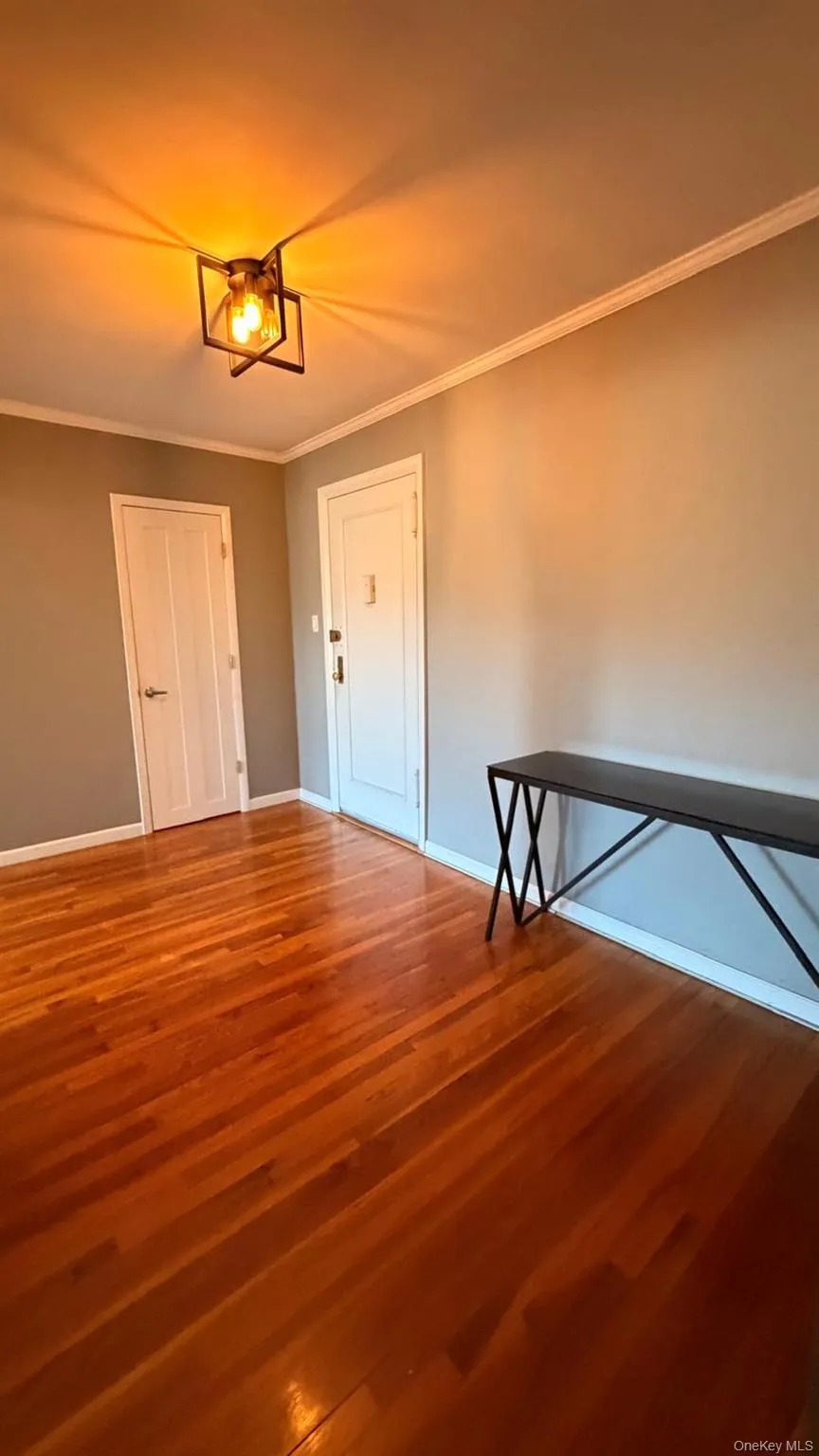 8305 98th Street, New York, NY, 2 Bedrooms Bedrooms, 3 Rooms Rooms,1 BathroomBathrooms,Residential,For Rent,98th,0,992961 8305 98th Street, New York, NY, 2 Bedrooms Bedrooms, 3 Rooms Rooms,1 BathroomBathrooms,Residential,For Rent,98th,0,992961
