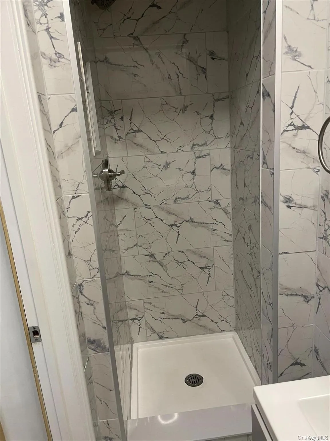 Updated Full Bath/Shower Updated Full Bath/Shower