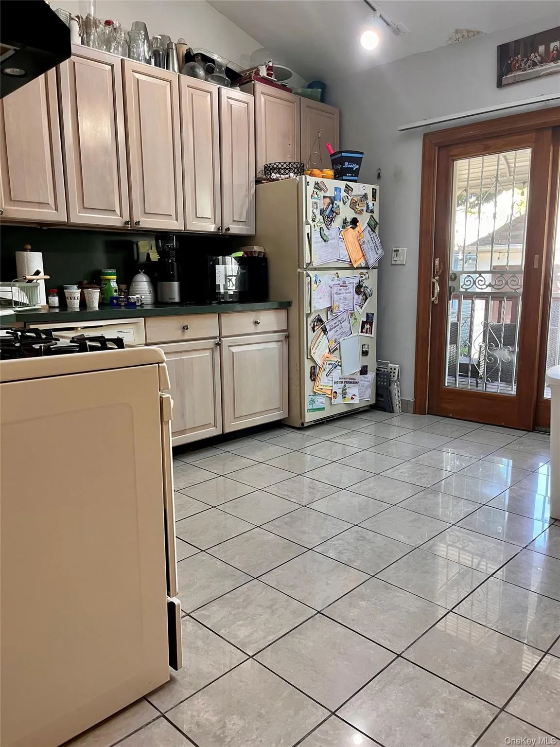 80-23 159th Street, New York, NY, 3 Bedrooms Bedrooms, 7 Rooms Rooms,1 BathroomBathrooms,Residential Lease,For Rent,159th,0,992966 80-23 159th Street, New York, NY, 3 Bedrooms Bedrooms, 7 Rooms Rooms,1 BathroomBathrooms,Residential Lease,For Rent,159th,0,992966