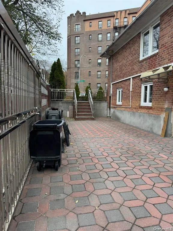 10904 Myrtle Avenue, New York, NY, 2 Bedrooms Bedrooms, 6 Rooms Rooms,1 BathroomBathrooms,Residential Lease,For Rent,Myrtle,0,992970 10904 Myrtle Avenue, New York, NY, 2 Bedrooms Bedrooms, 6 Rooms Rooms,1 BathroomBathrooms,Residential Lease,For Rent,Myrtle,0,992970