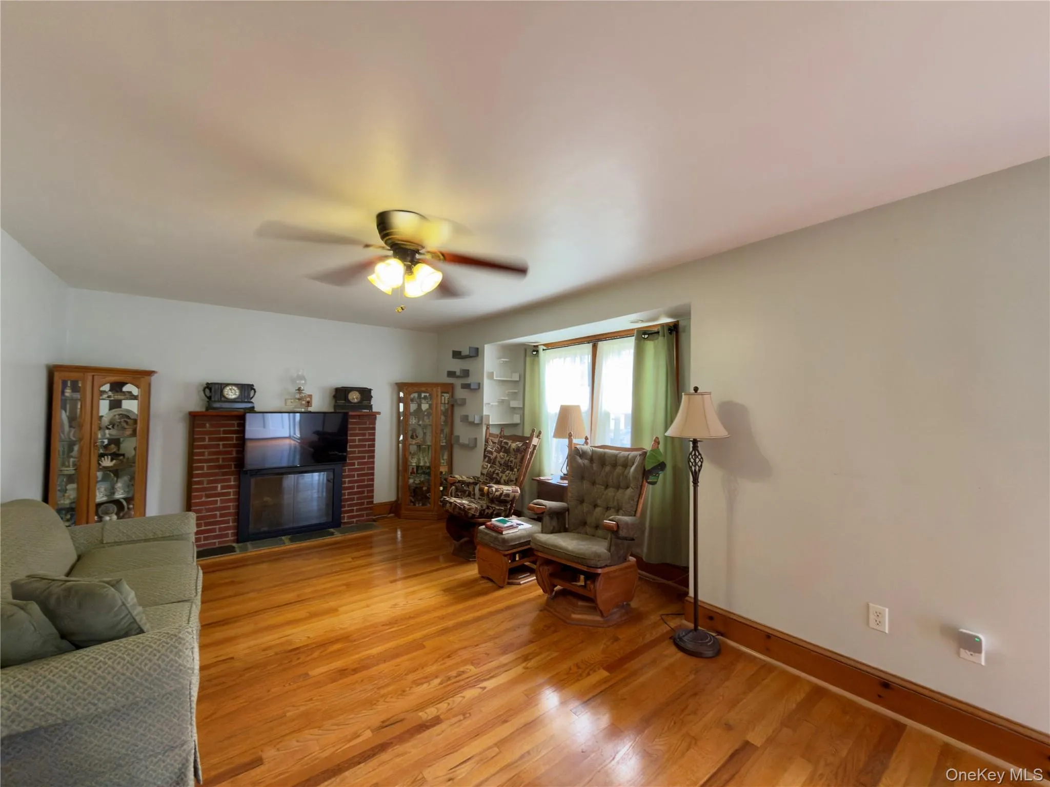18 Terwilliger Road, Hyde Park, NY, 2 Bedrooms Bedrooms, 7 Rooms Rooms,1 BathroomBathrooms,Residential,For Rent,Terwilliger,0,992971 18 Terwilliger Road, Hyde Park, NY, 2 Bedrooms Bedrooms, 7 Rooms Rooms,1 BathroomBathrooms,Residential,For Rent,Terwilliger,0,992971