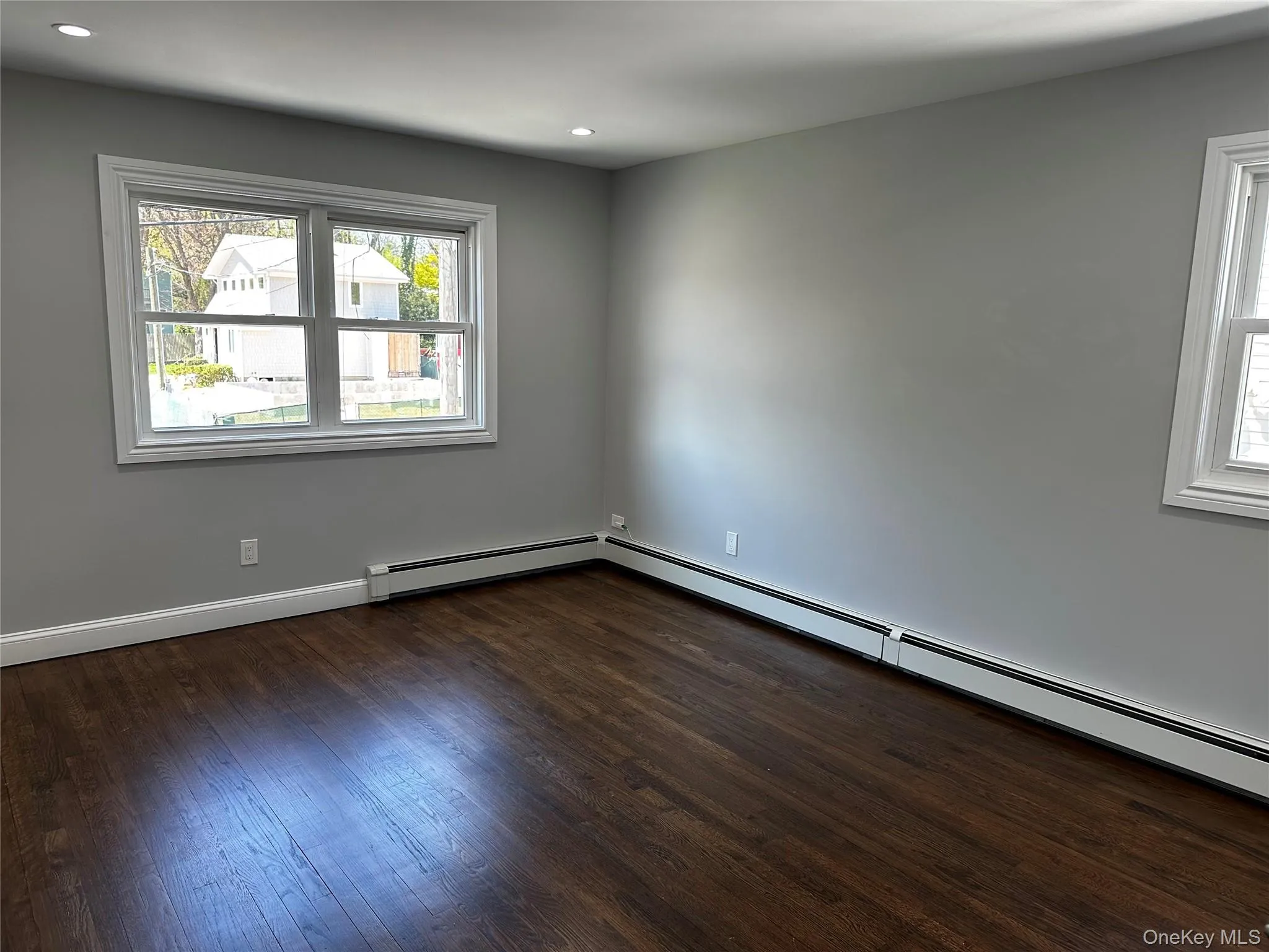 56 Marwood Road, North Hempstead, NY, 2 Bedrooms Bedrooms, 4 Rooms Rooms,1 BathroomBathrooms,Residential Lease,For Rent,Marwood,0,992975 56 Marwood Road, North Hempstead, NY, 2 Bedrooms Bedrooms, 4 Rooms Rooms,1 BathroomBathrooms,Residential Lease,For Rent,Marwood,0,992975
