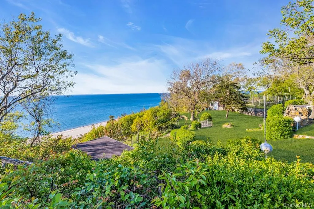 995 Red Fox Road, Southold, NY, 3 Bedrooms Bedrooms, 6 Rooms Rooms,2 BathroomsBathrooms,Residential Sale,For Rent,Red Fox,0,992976 995 Red Fox Road, Southold, NY, 3 Bedrooms Bedrooms, 6 Rooms Rooms,2 BathroomsBathrooms,Residential Sale,For Rent,Red Fox,0,992976