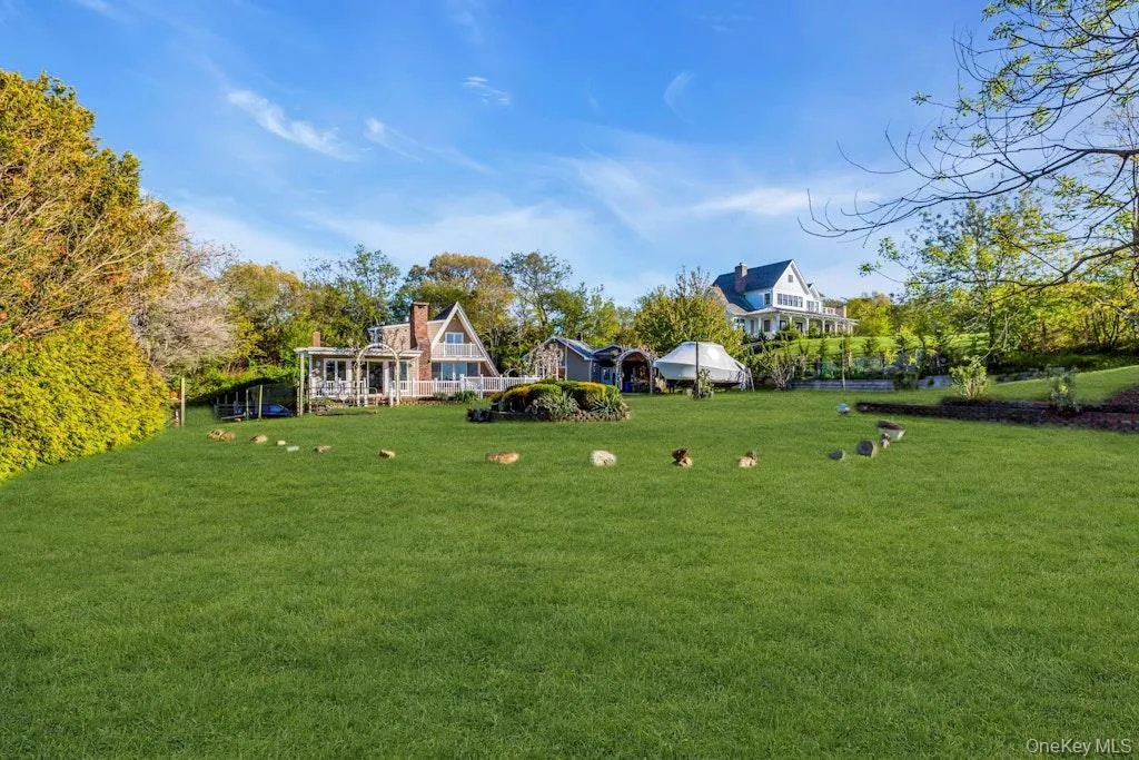 995 Red Fox Road, Southold, NY, 3 Bedrooms Bedrooms, 6 Rooms Rooms,2 BathroomsBathrooms,Residential,For Rent,Red Fox,0,992976 995 Red Fox Road, Southold, NY, 3 Bedrooms Bedrooms, 6 Rooms Rooms,2 BathroomsBathrooms,Residential,For Rent,Red Fox,0,992976
